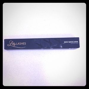 Lilly Lashes XXX Mascara